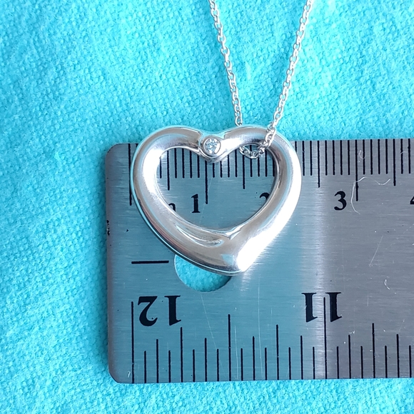 Diamond 22mm open heart pendant necklace - Picture 6 of 9